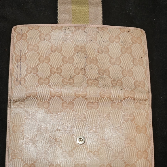 GUCCI WALLET - GG PATTERN - Picture 8 of 13